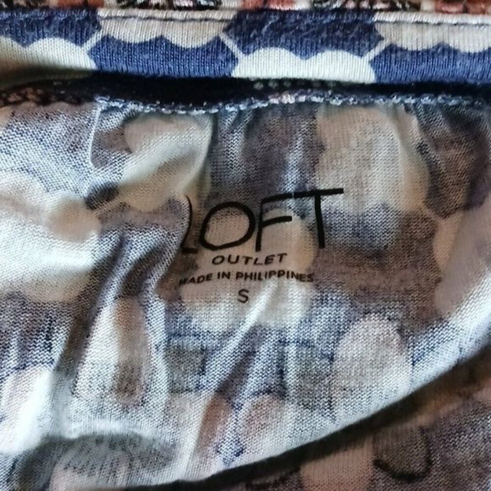 Loft Womens Size S Sleeveless Blouse Blue White Geometric Print Tank Top - Picture 7 of 8